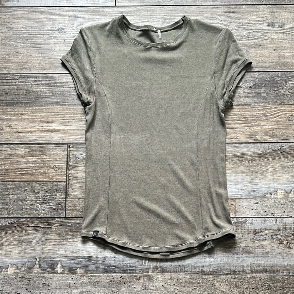 Women's oner active top